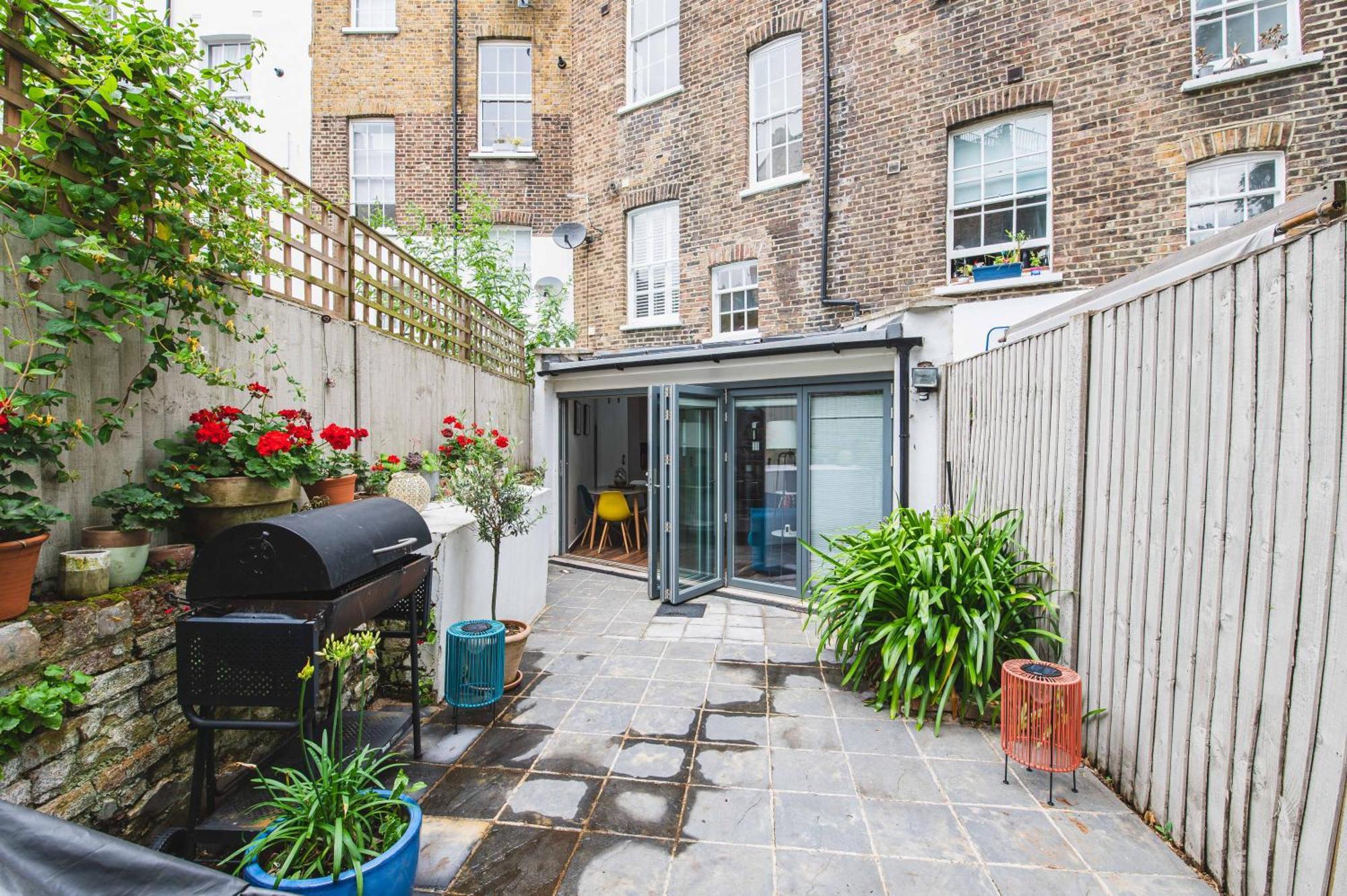 Pass The Keys - Modern & Stylish Garden Home In Islington Londra Esterno foto